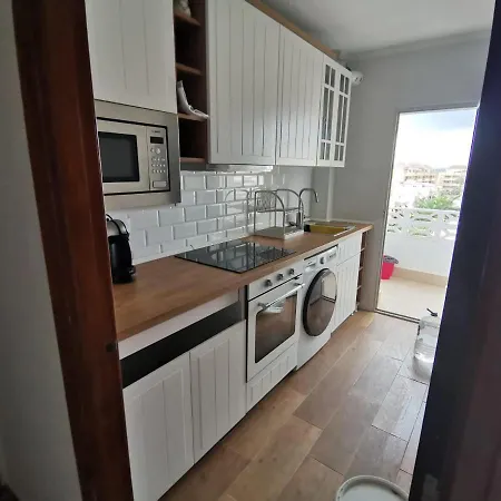 La Cenia מלון דניה